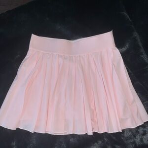Aritzia/ TNA Tennis Skirt